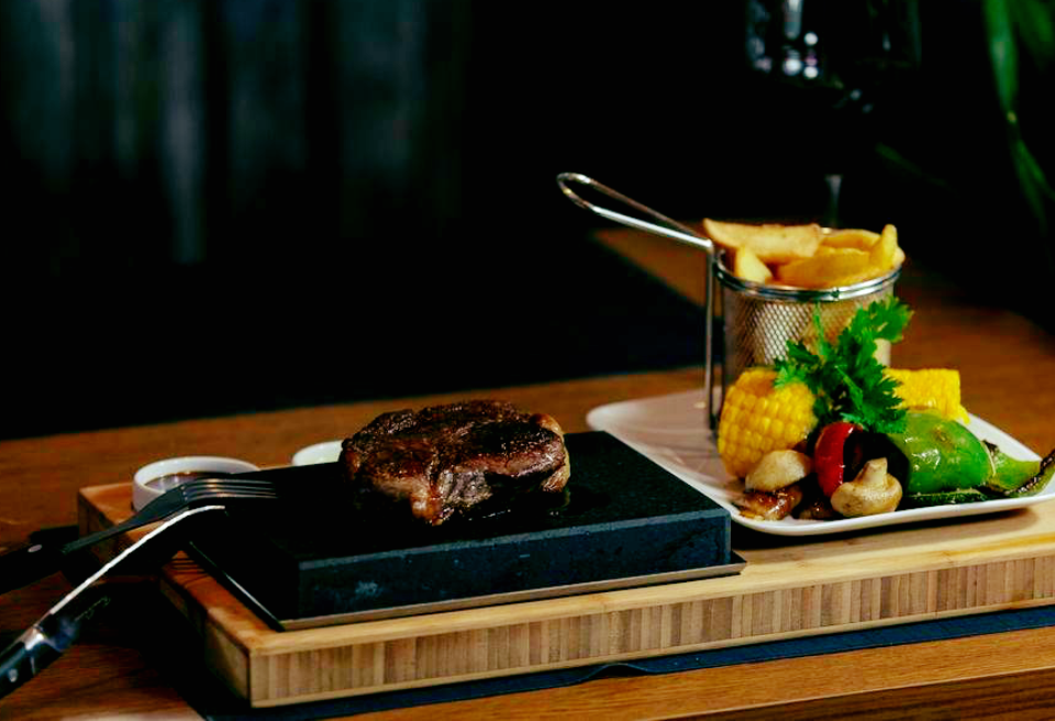 SteakHouse WhiteBull
